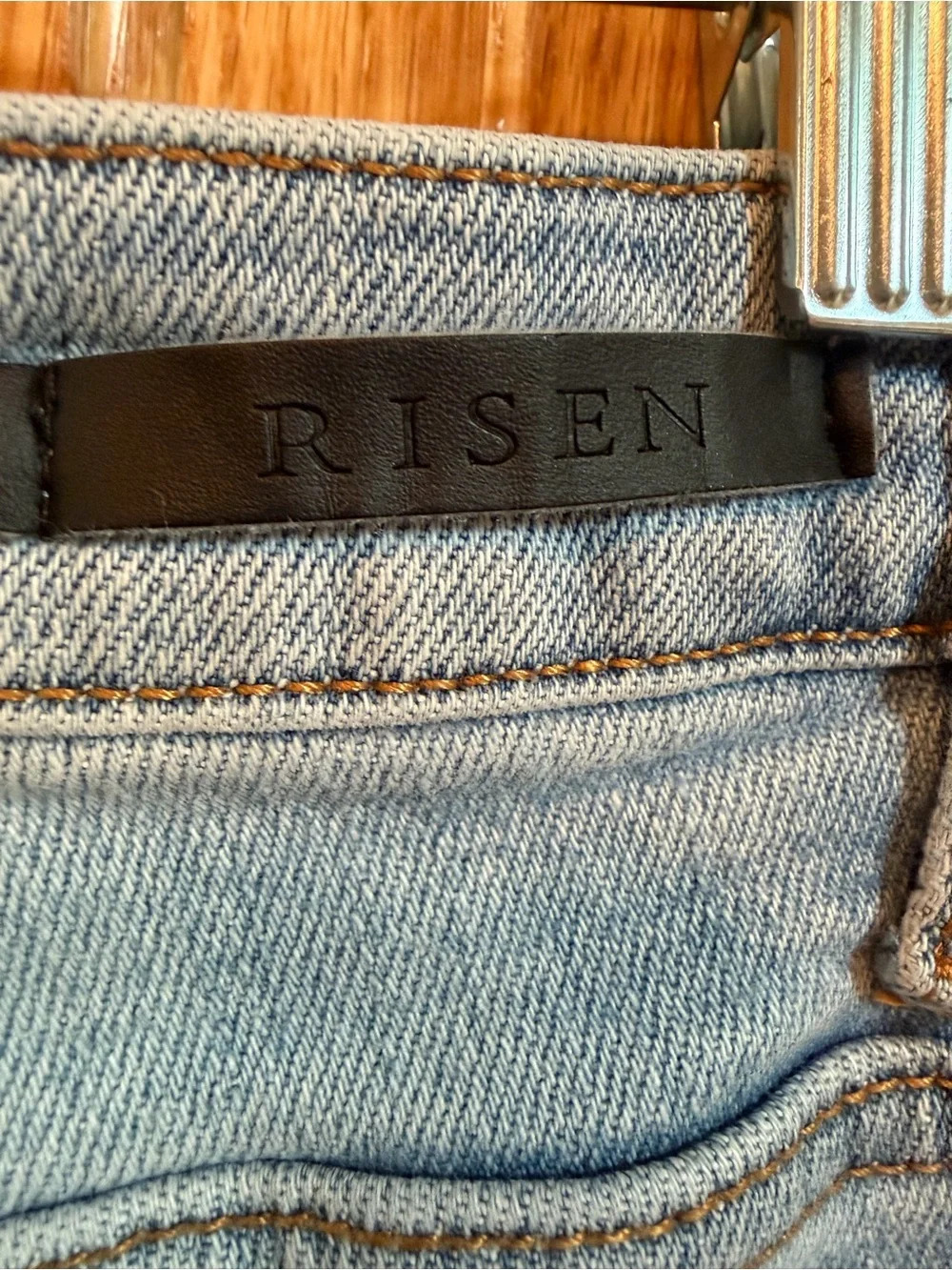Sale!! Risen Bri Distressed High Rise Relaxed Skinny Jeans Size 5 / 27 Raw Hem - Picture 5 of 5